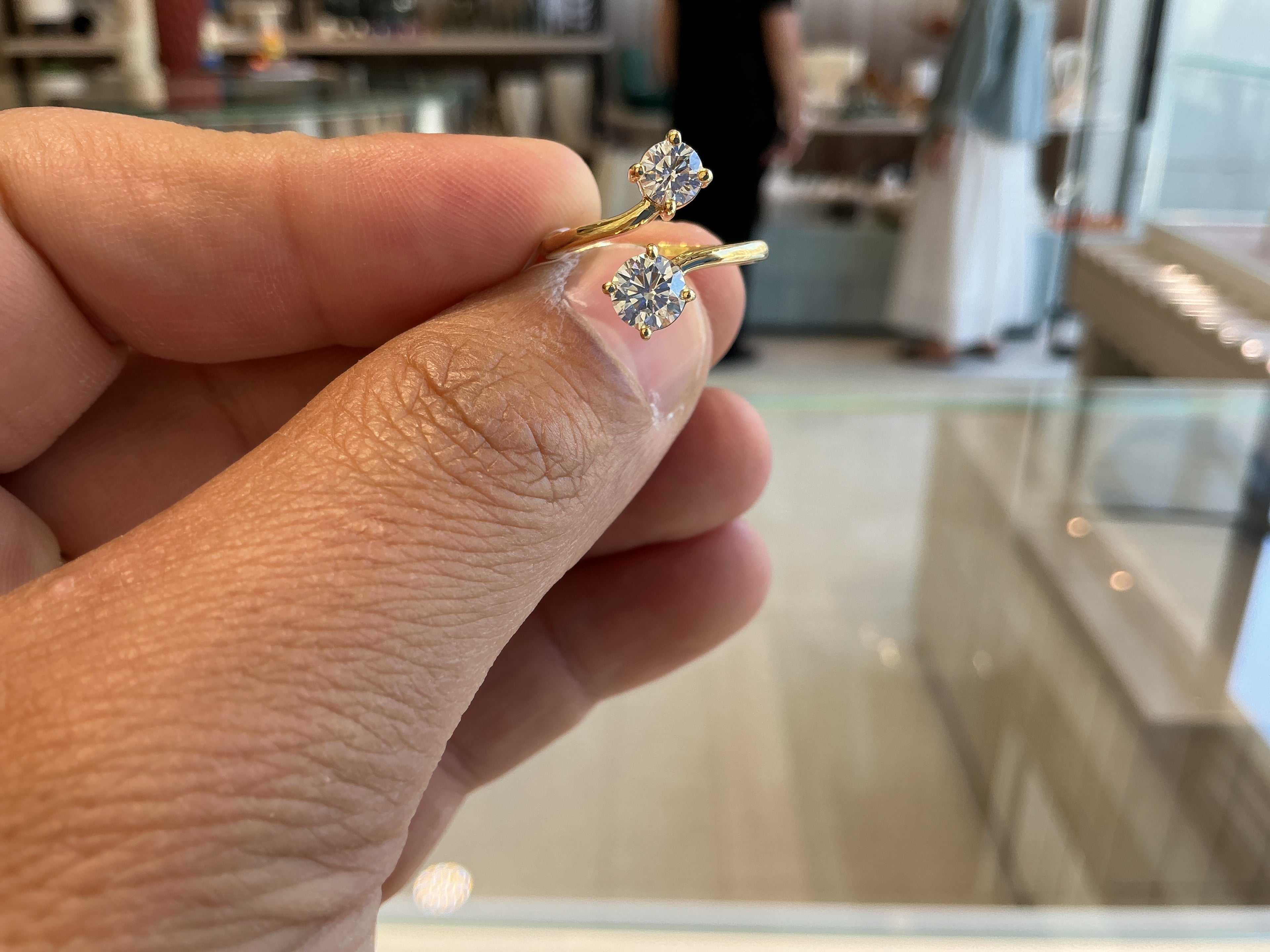 DOUBLE ROUND OPEN  LAB GROWN RING LR008