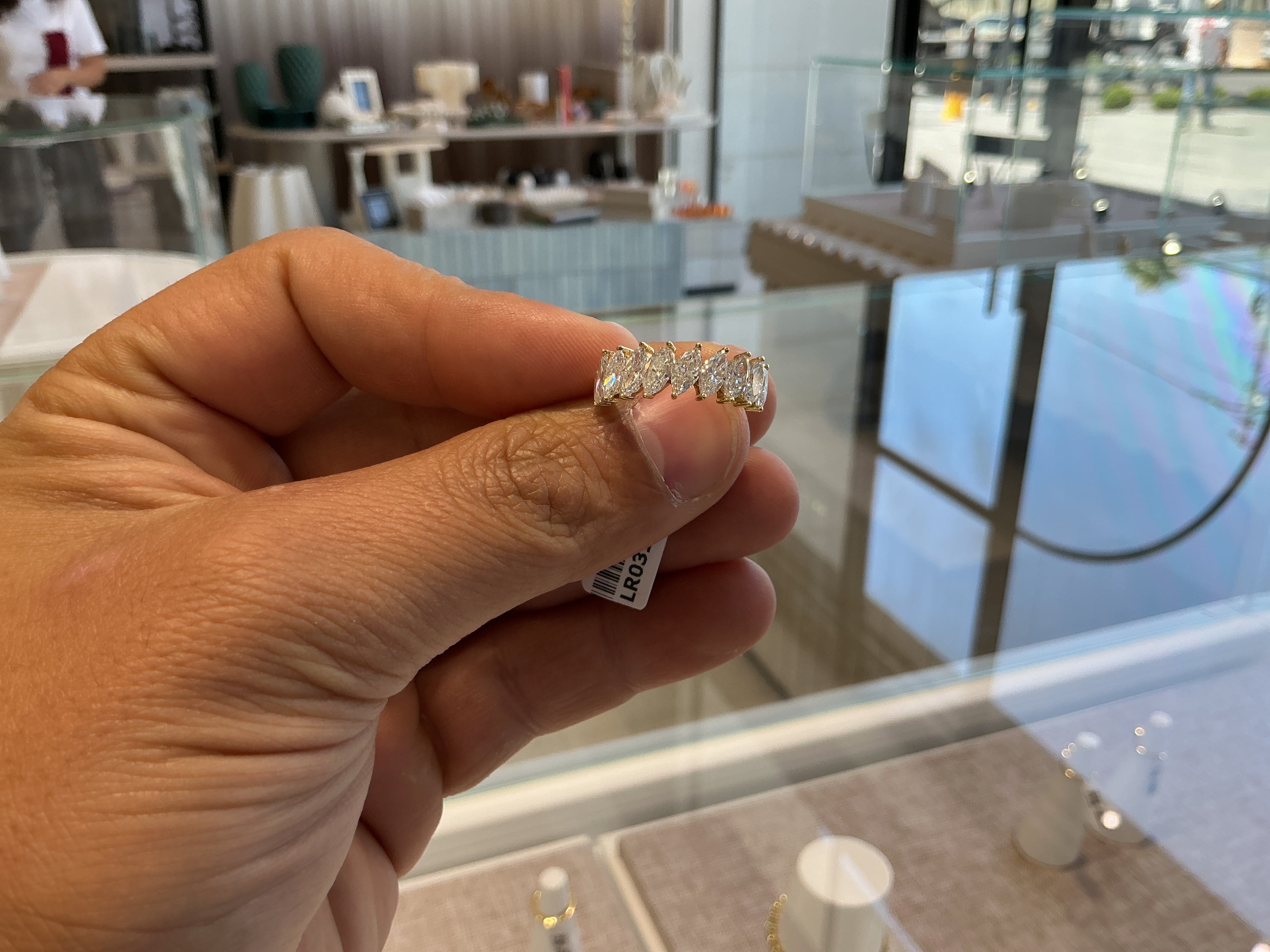 MARQUISE  LINE LAB GROWN RING LR031