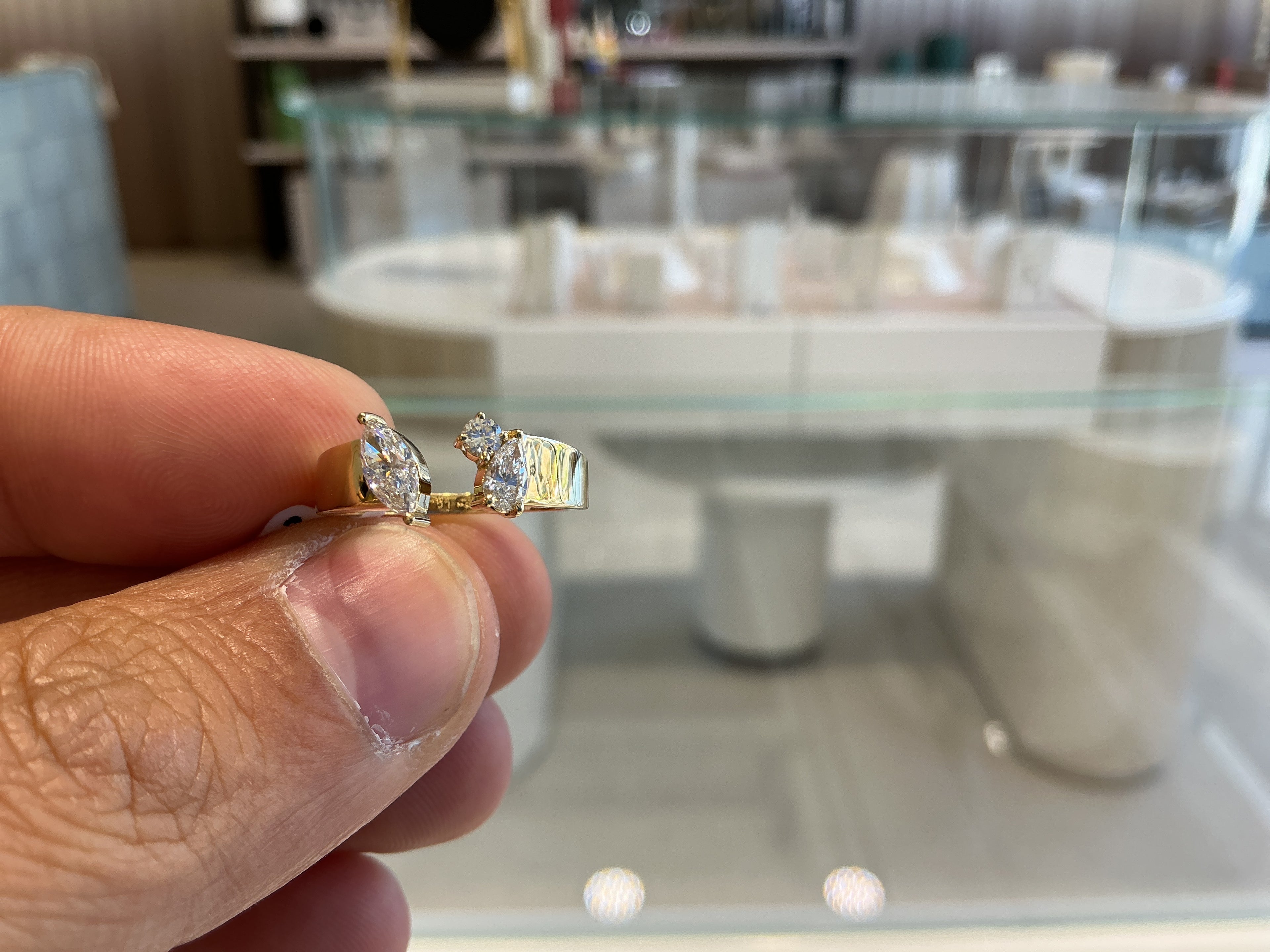 MARQUISE OPEN LAB GROWN RING LR037