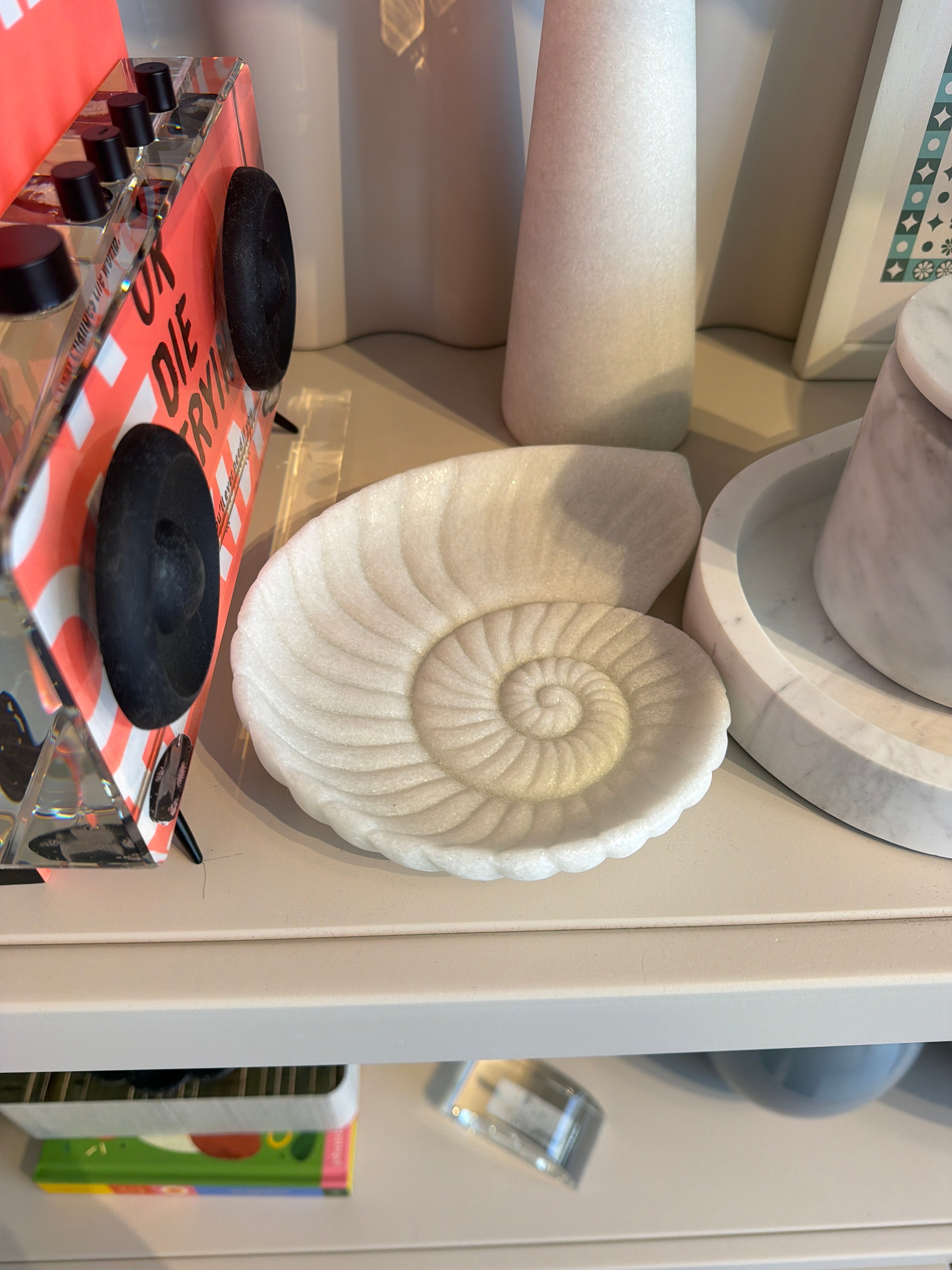 Seashell plate