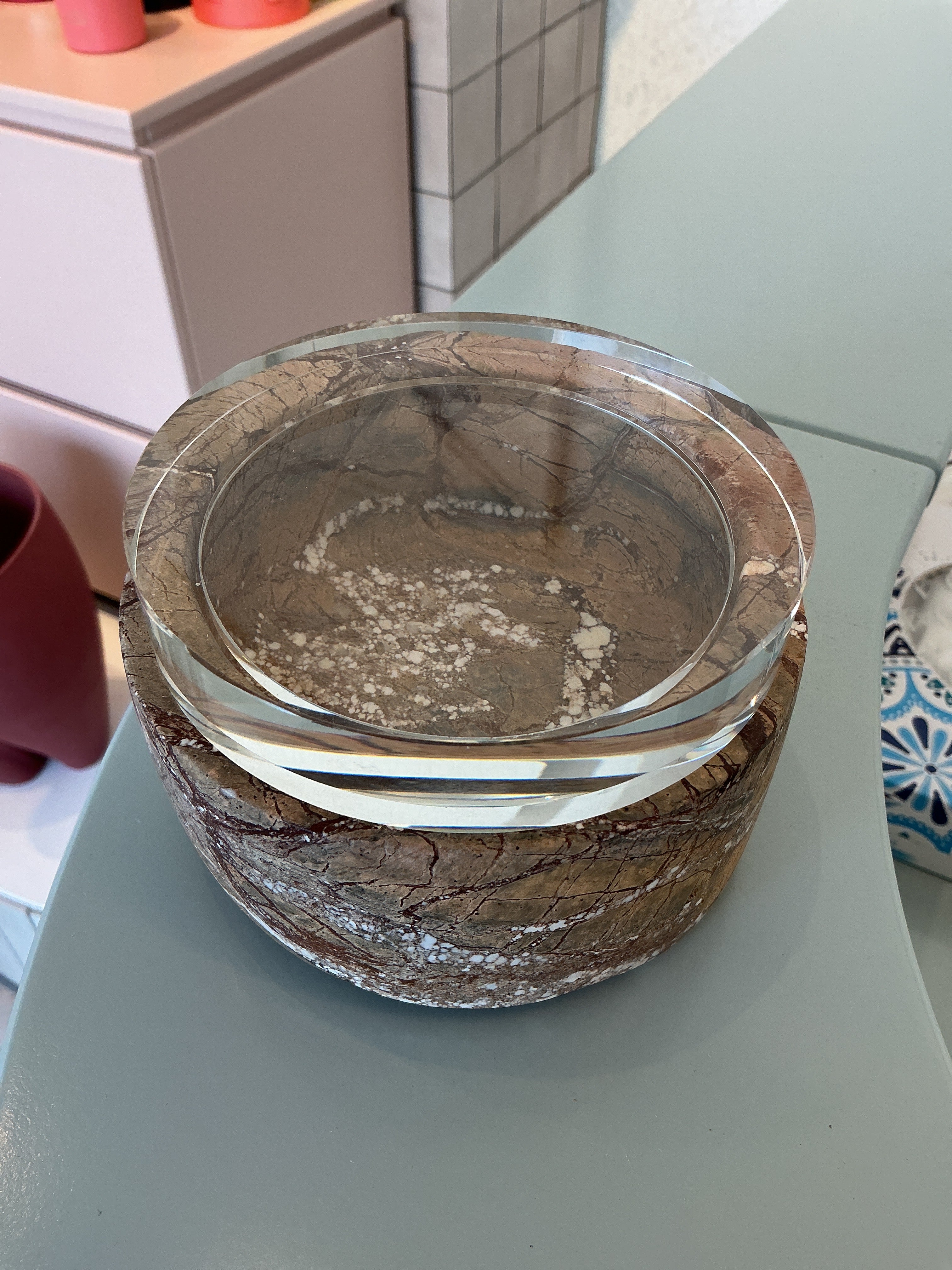 DECORATIVE CONTAINER