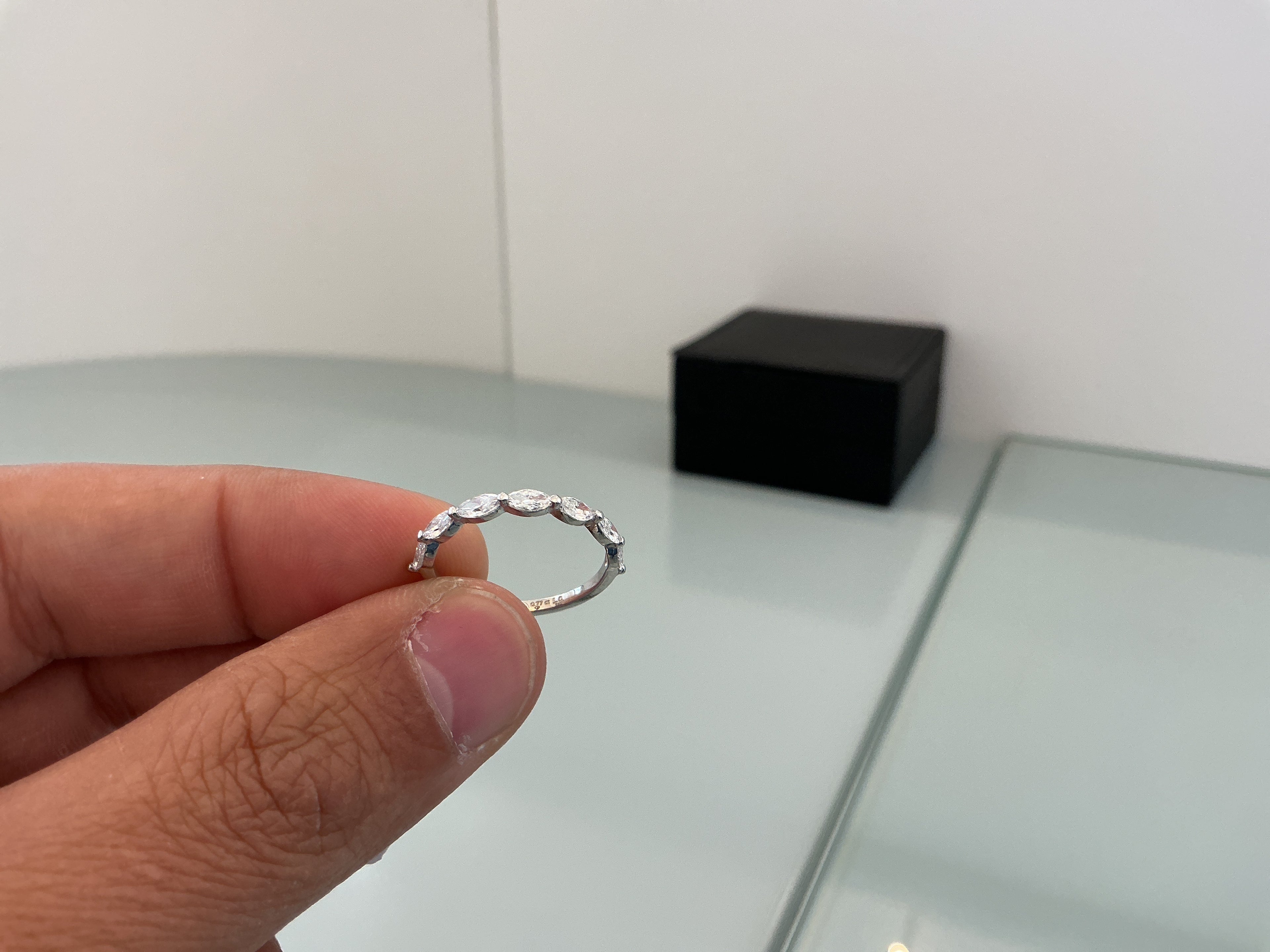 WHITE HORIZONTAL MARQUISE LINE LAB GROWN RING LR051