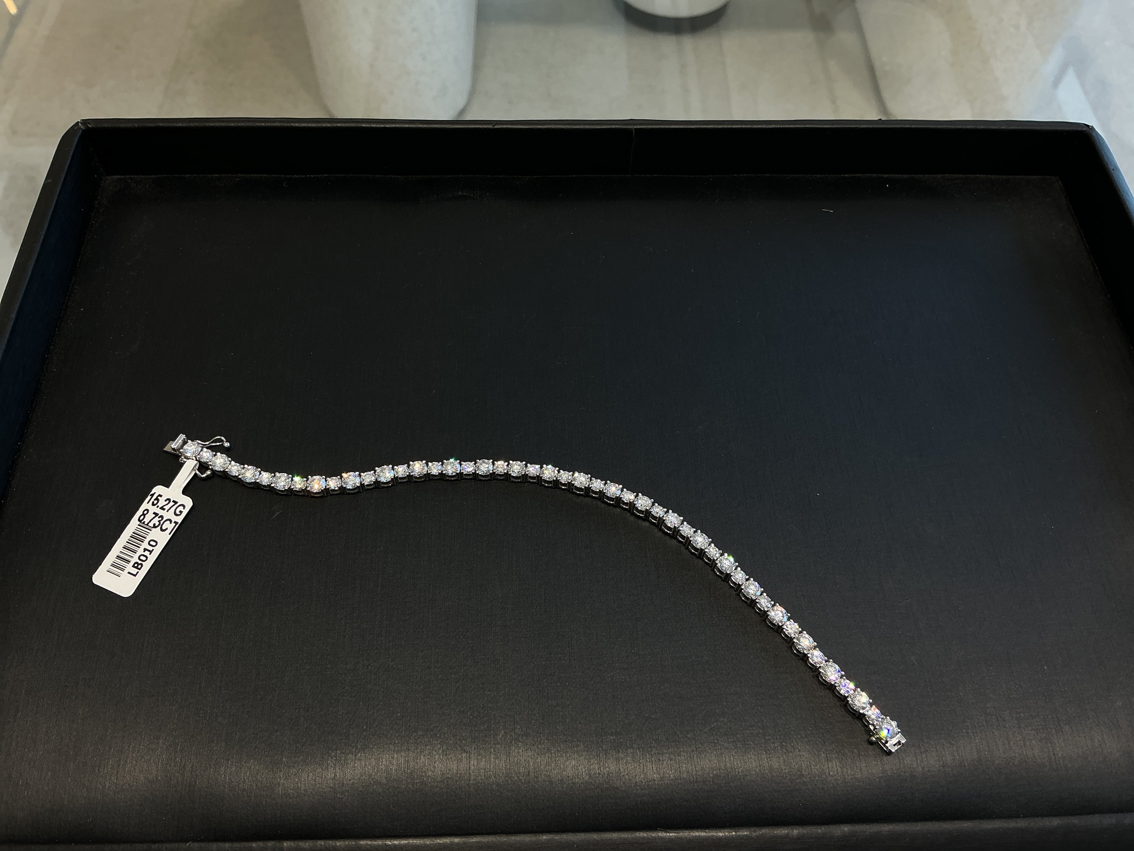 WHITE ALTERNATING ROUND TENNIS LAB GROWN BRACELET LB010