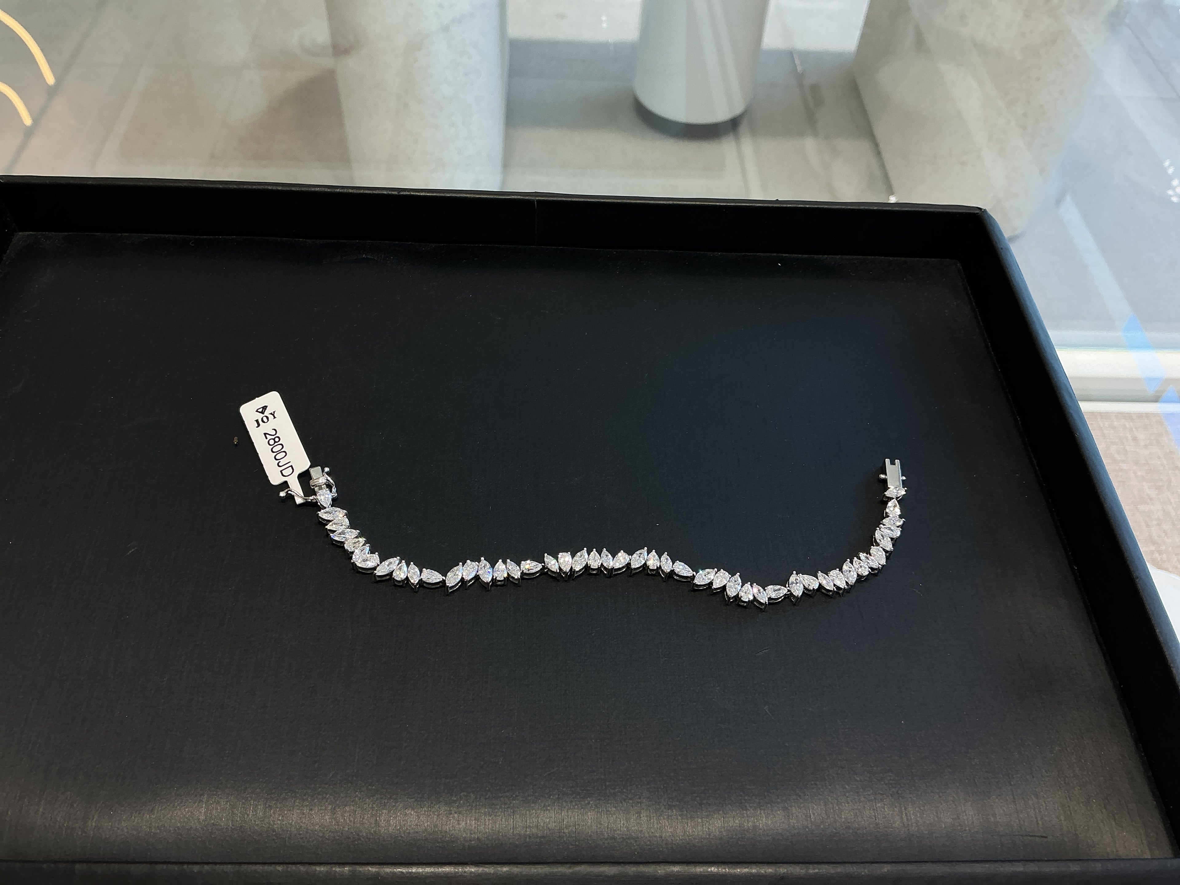 WHITE PEAR AND MARQUISE TENNIS LABGROWN BRACELET LB018