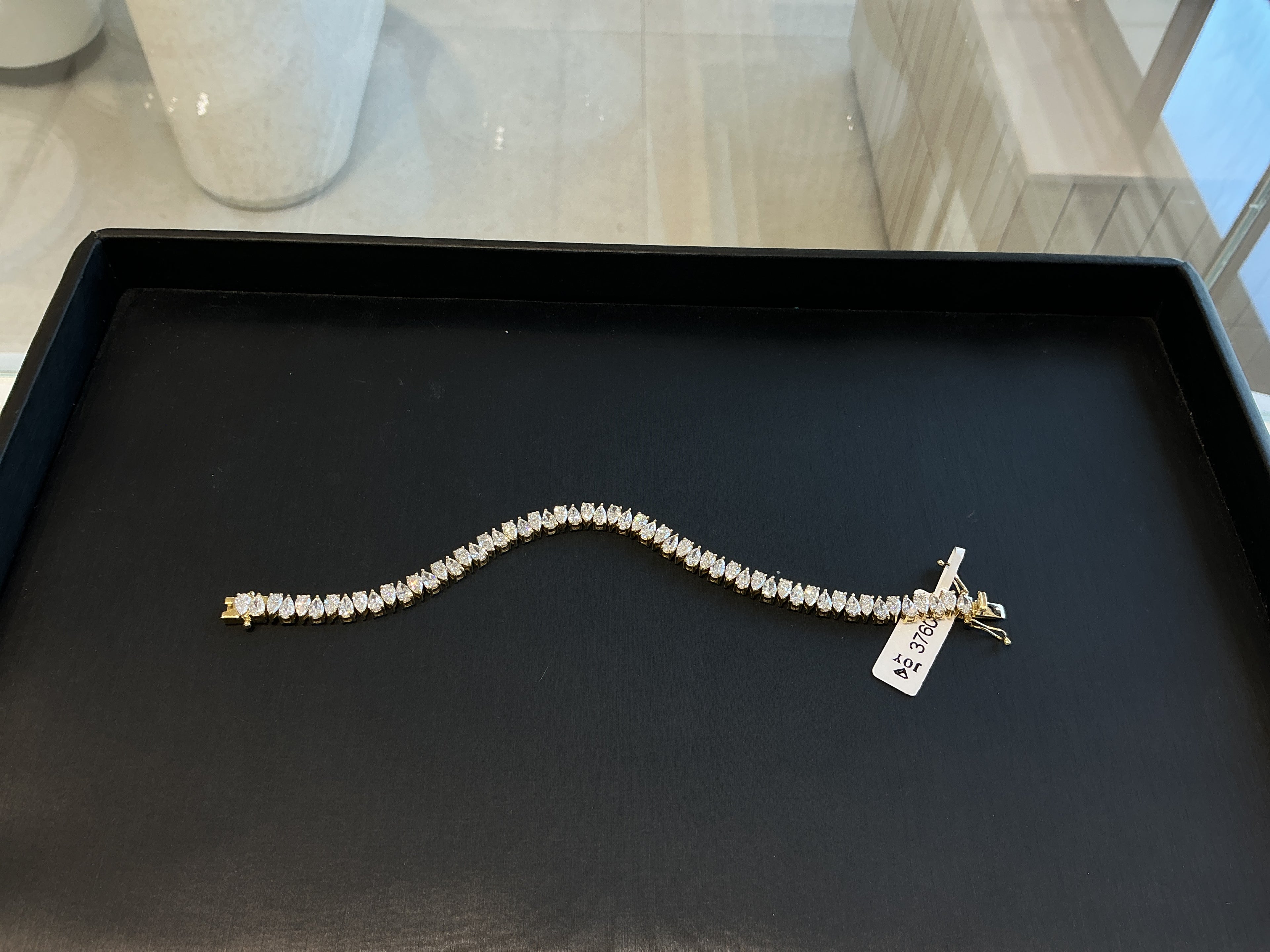 MIRROR PEAR TENNIS LAB GROWN BRACELET LB012