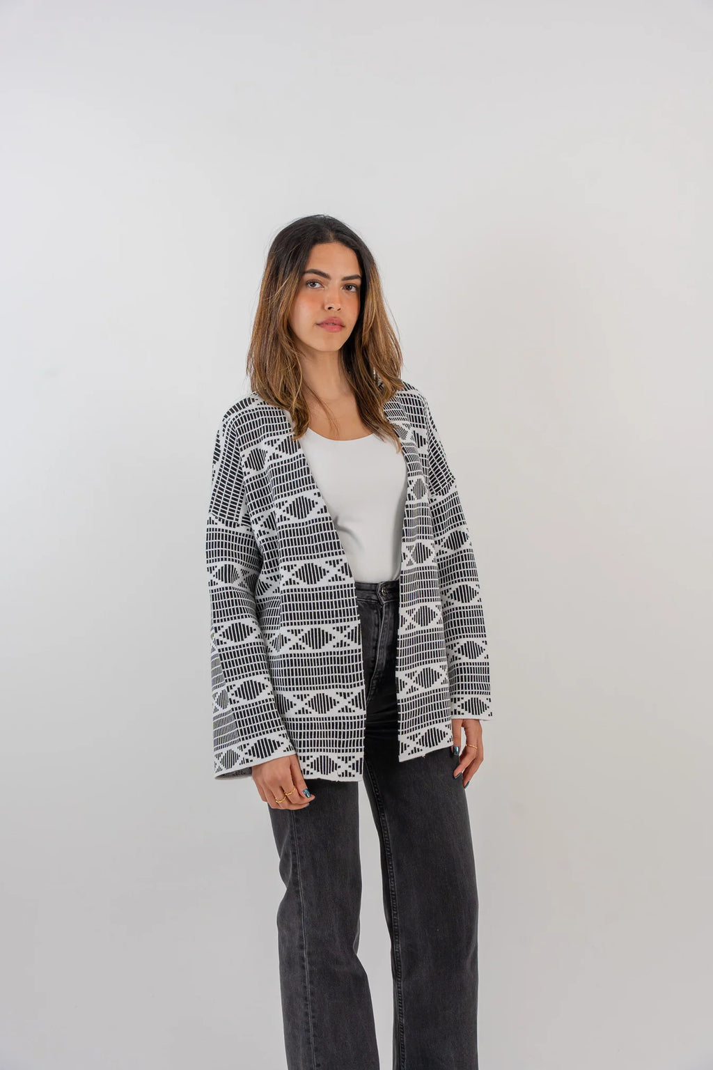 Badiya Weave Kimono - White