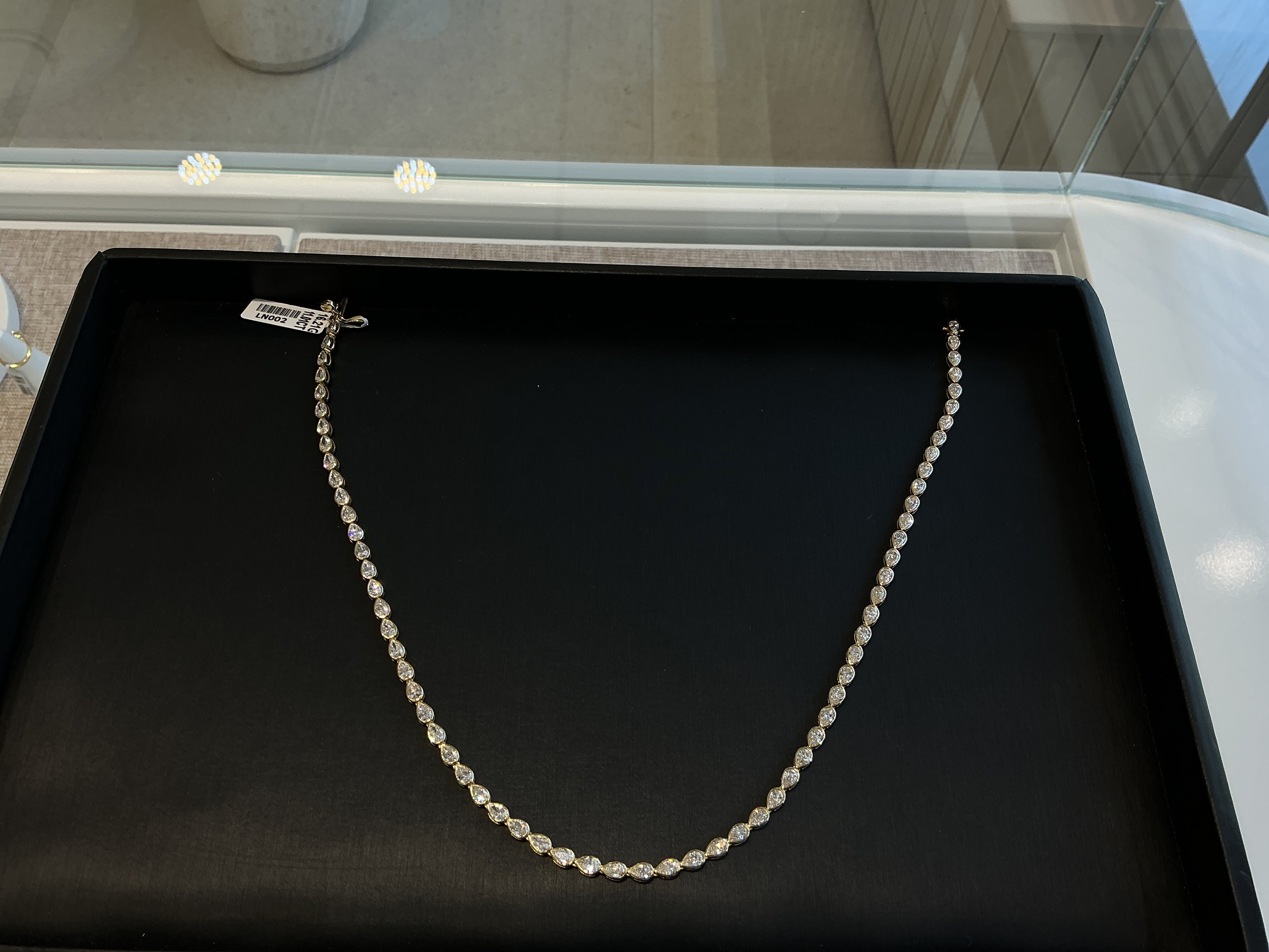 PEAR BEZEL TENNIS LAB GROWN NECKLACE LN002